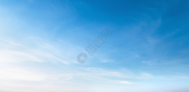 蓝色天空背景的白云气候色明亮地晴天高清图片素材