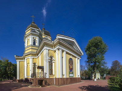 希腊语乌克兰敖德萨圣亚历克西斯教堂树木图片