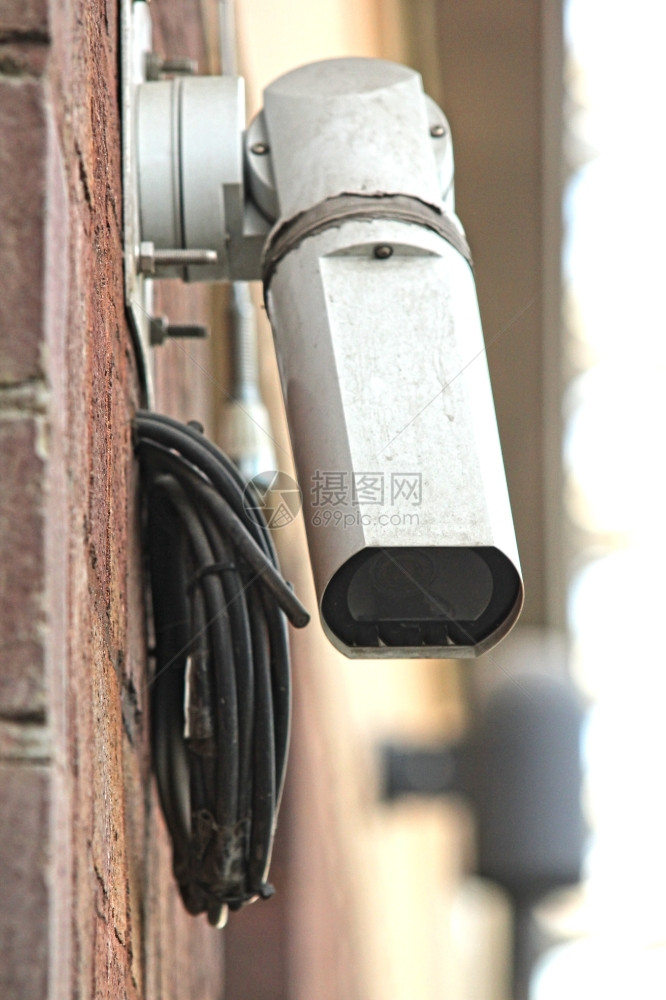 行业系统在砖头大楼的闭路电视安保摄像头监区域财产图片