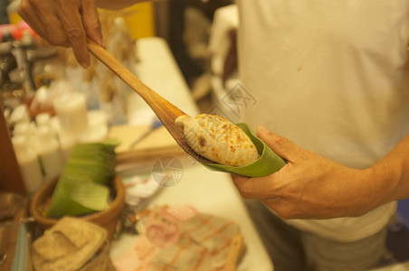 美食灰色泡芙泰国甜点包子面粉平底锅高清图片素材