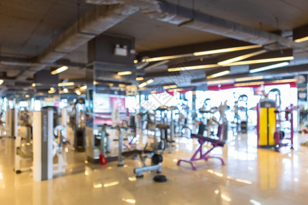 现代体操室内健身俱乐部和俱乐部配备体育锻炼设健身中心内房间地面重的图片