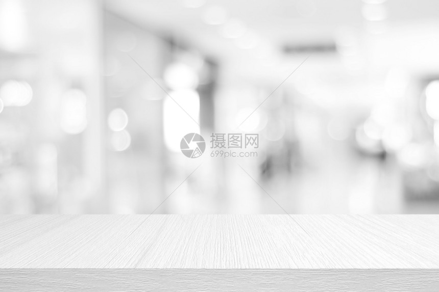 店铺白桌演示办公和模糊背景空木柜台在模糊的餐厅白布基背景上架子表面零售店木材表顶商产品展出横幅模拟咖啡店图片