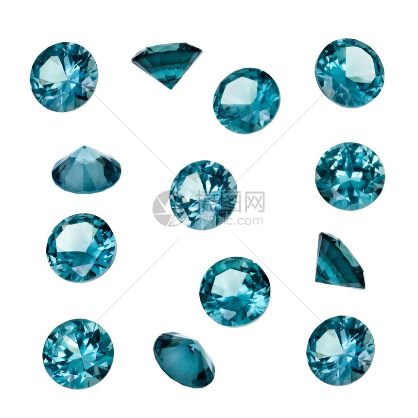 岩石宝贵的在白色背景上孤立的蓝色黄玉宝石奢华珠钻图片