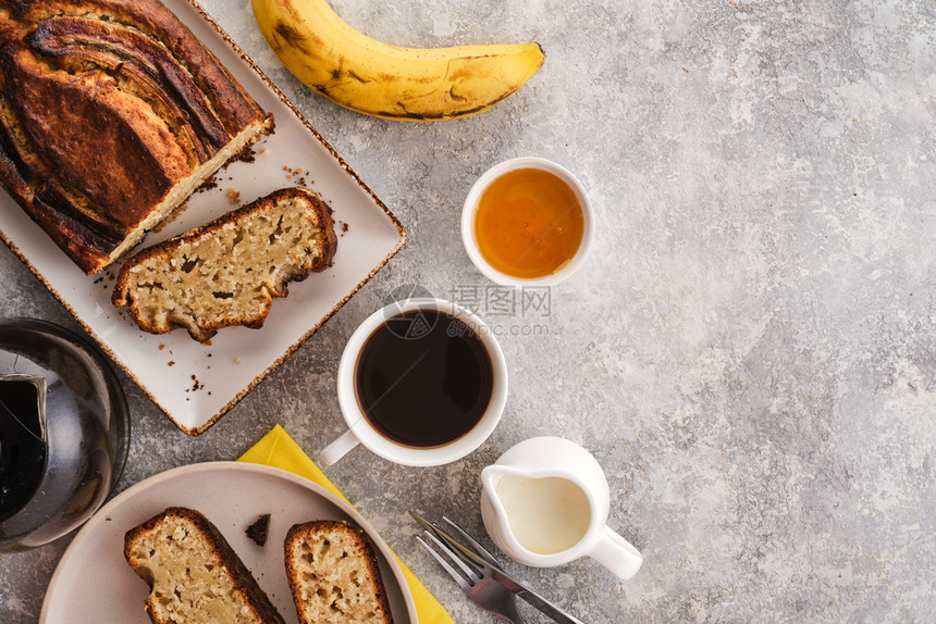 早餐面包和咖啡图片