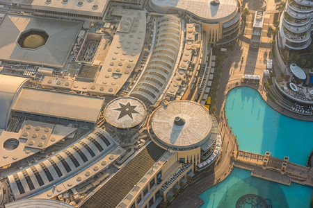 水迪拜市中心楼顶金色日出清晨风景阿联酋酒店图片