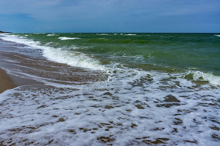 欧洲地中海波罗的荒岸浪潮和暴风雨暴帆船图片