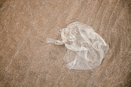 打扫污染环境生态护理沙滩顶端观的可再生概念塑料废物海洋图片