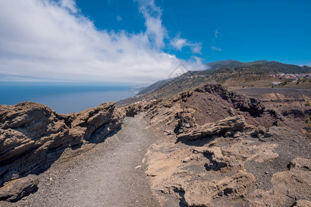 地标晴天风景西班牙加那利群岛拉帕尔马圣安东尼奥火山图片