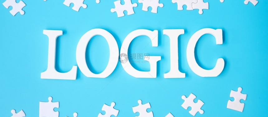 LOGIC文本有蓝色背景的白拼图片逻辑思维难题解决方案理战略世界逻辑日和教育的概念孩子们使命颜色图片