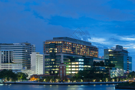奇光大楼锡里拉杰医院用于病人护理和治疗河药物天空图片