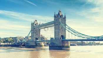 泰晤士河上塔桥的视图伦敦英国选择聚焦点古老效应脱欧地标超过图片