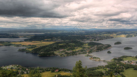 夏日的挪威风景观一种天空海洋图片