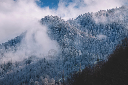 冬季雪景风光滑雪板高清图片素材