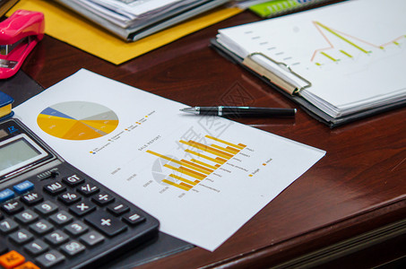 技术目的办公室商业金融会计统和分析研究概念商业金融统计图片