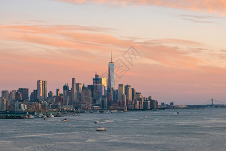 暮建筑学纽约日落时曼哈顿市下城天线商业渡船高清图片素材