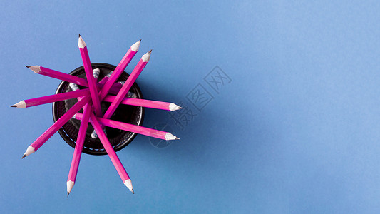 粉红铅笔背景图片