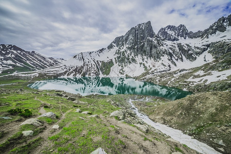 目的地假期旅行山谷湖图片