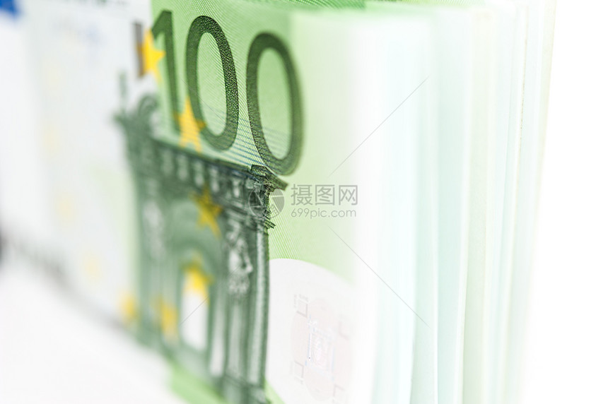 利润欧洲的场地元货币现金背景白色上的欧盟纸币特写浅景深欧元货币现金背景图片