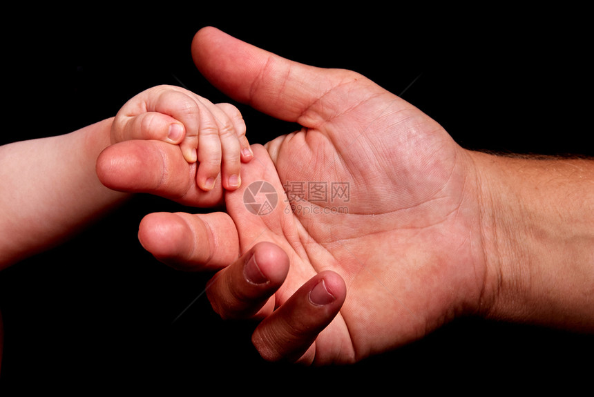 人类新生爱抱着婴儿的手图片