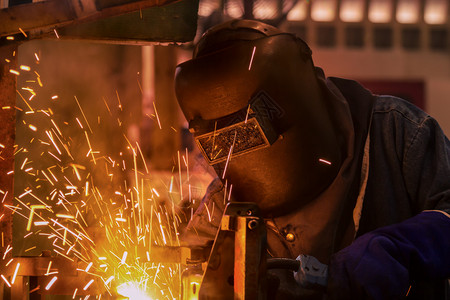 工业人在建筑厂焊接匠手套建造装修图片