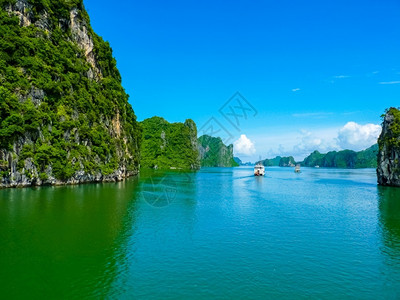 景观自然在越南的哈隆湾HalongBay岛图片