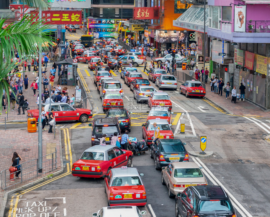 移动公共汽车2014年5月日香港每年有10万游客乘车和出租前往香港屋图片