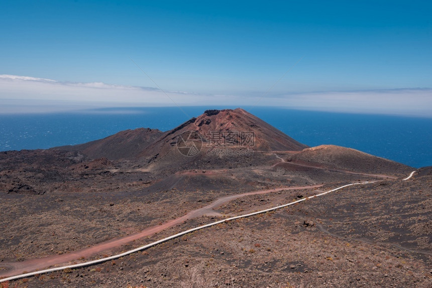 游客旅的地质学西班牙加那利群岛拉帕尔马的特内吉亚火山图片