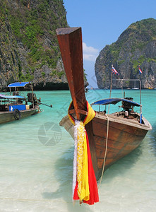 太阳旅行PhiPhi岛玛雅湾装饰长尾船海图片