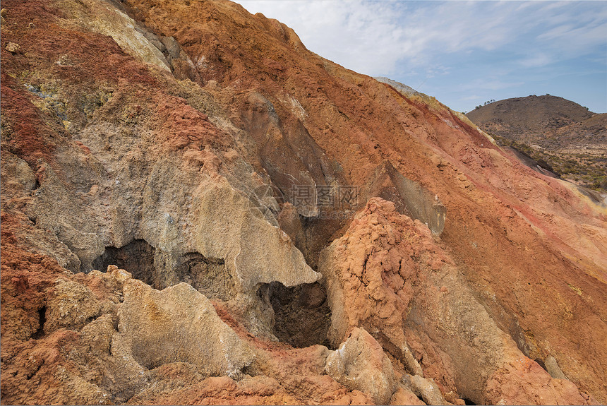 泥砂岩西班牙穆尔亚马扎龙旧矿场的田地污染图片