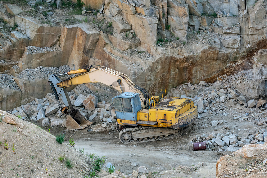 工作采矿机器旧挖掘机开采业矿老的石地球图片