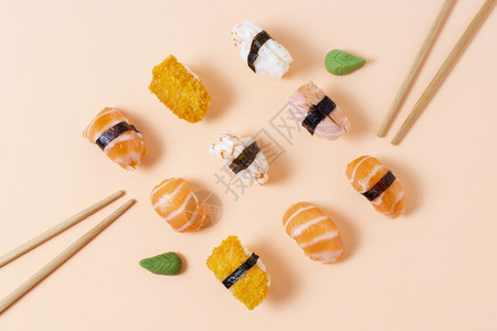 传统的海鲜带有寿司几何厨房图片