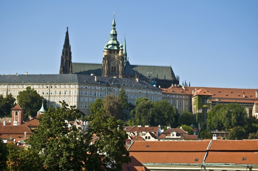 建筑学布拉格著名城堡的风景市游客图片