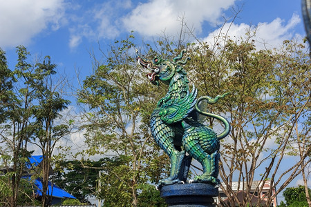 泰国寺庙小说中的动物雕塑细节户外建筑学屋顶高清图片素材