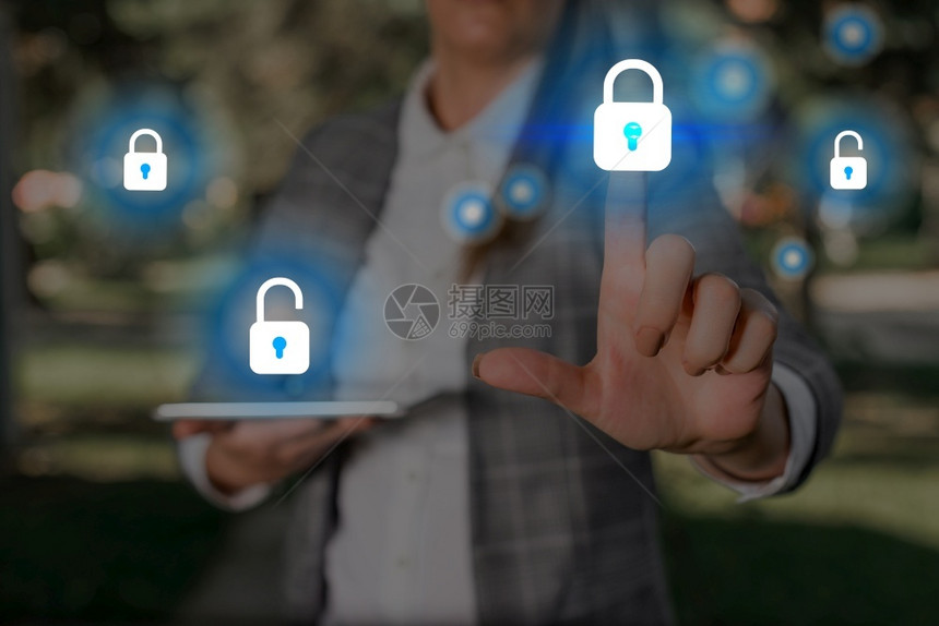网络虚拟的用于Web数据信息安全应用系统的图形挂锁最新数字技术保护据挂锁安全在虚拟显示器上的商人带锁以确保安全无线的图片