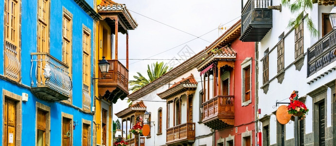 西班牙大加那利岛Teror群居村的丰富多彩传统房屋建造岛屿恐怖图片