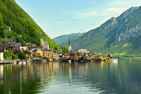目的地奥利阿尔卑斯山风景照片中的美丽山村明信片观光惊人的夏天反射高清图片素材