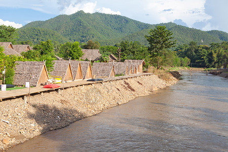 户外景观泰国PaiMaehongson河村桥天空高清图片素材