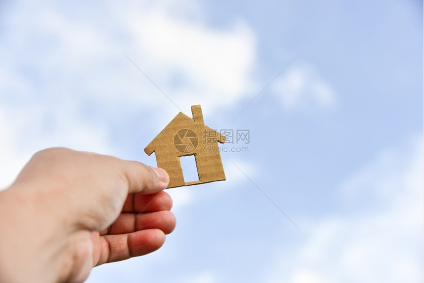景观在天空上建造房屋的概念舒适结构体图片