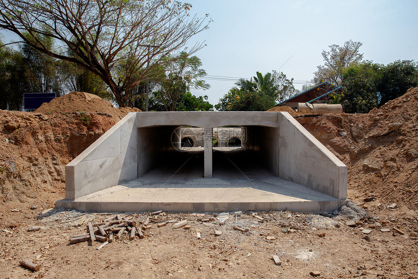 交货建筑学工业的为泰国农村供水修建一条运河造道图片