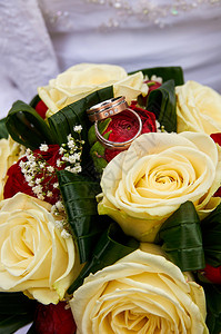 派对婚礼花束红玫瑰粉色的彩图片