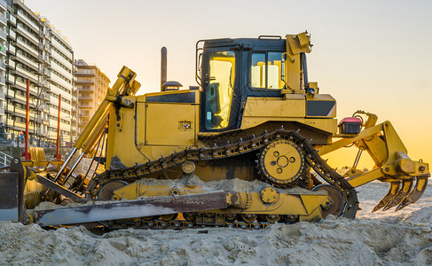 液压履带式挖泥船海滩推土机地面移动设备重型机械地基工业等的推土机图片