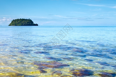 异国情调泰安达曼海KohLibong热带海滩岸沿图片