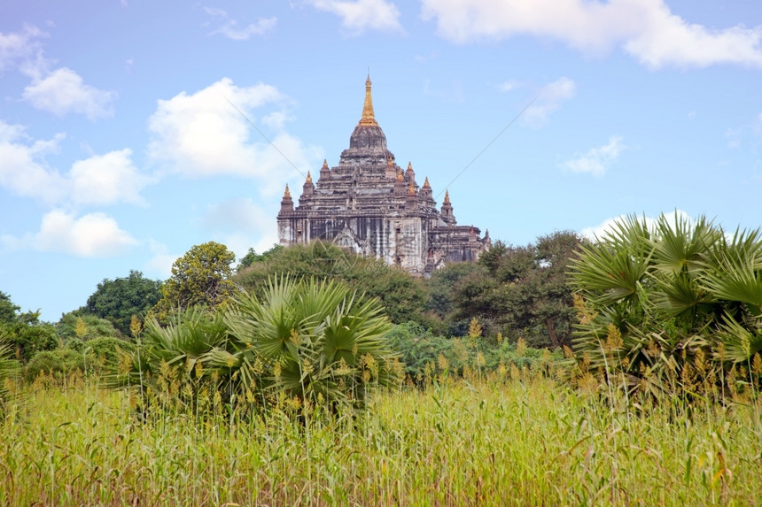 异教徒宗的神秘缅甸巴甘Bagan地貌古老的塔台图片