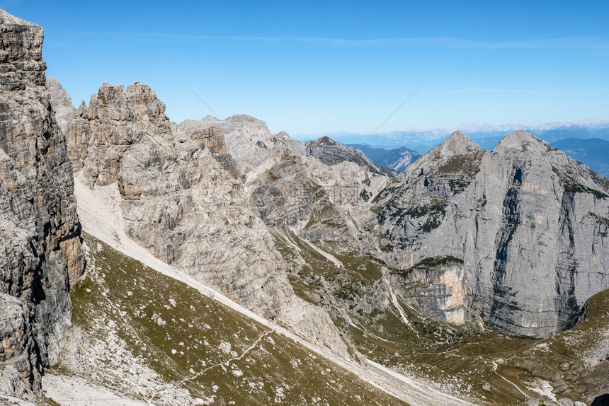 高山意大利布伦塔集团的多洛米特人体夏季著名的多洛米特山脉峰景象欧洲国民图片