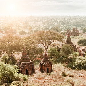 缅甸Bagan王国古老佛教寺庙的令人惊叹建筑缅甸布甘王国建造地标佛塔图片