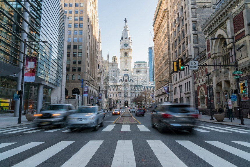 地标费城市政厅有旧建筑和交通站费城宾夕法尼亚美利坚合众国时钟塔旅游建筑和概念的造城市的图片
