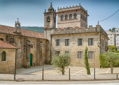 城市的灵户外西班牙雷顿德拉圣地亚哥卡米诺德圣地亚哥小路上的维拉耶公会图片