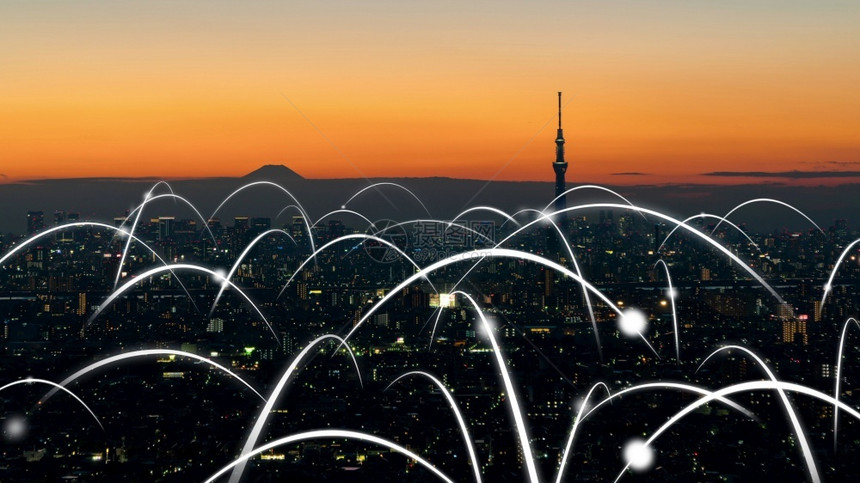 无线的具有全球化抽象图形显示连接网络的智能数字城市未来5G智能无线数字城市和社交媒体网络系统的概念具有全球化抽象图形显示连接网络图片