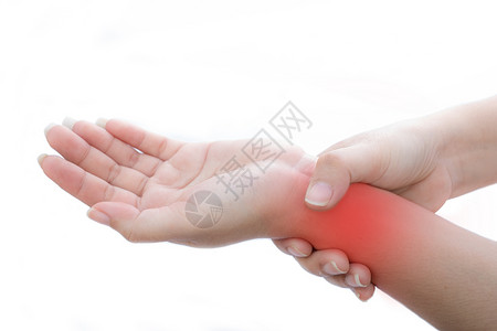 女人用白色的手握着伤痛腕站在白底受人憎恶的手健康拇囊炎伤害背景图片