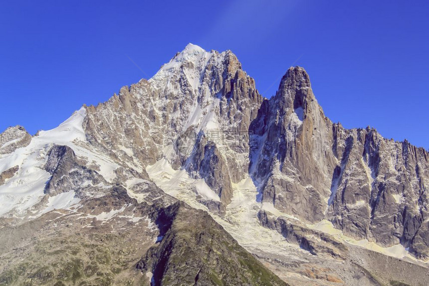 高的AiguilleVerte和Dru峰夏蒙尼的Aiguilles美好的一天勃朗峰地块阿尔卑斯山法国AiguilleAiguil图片